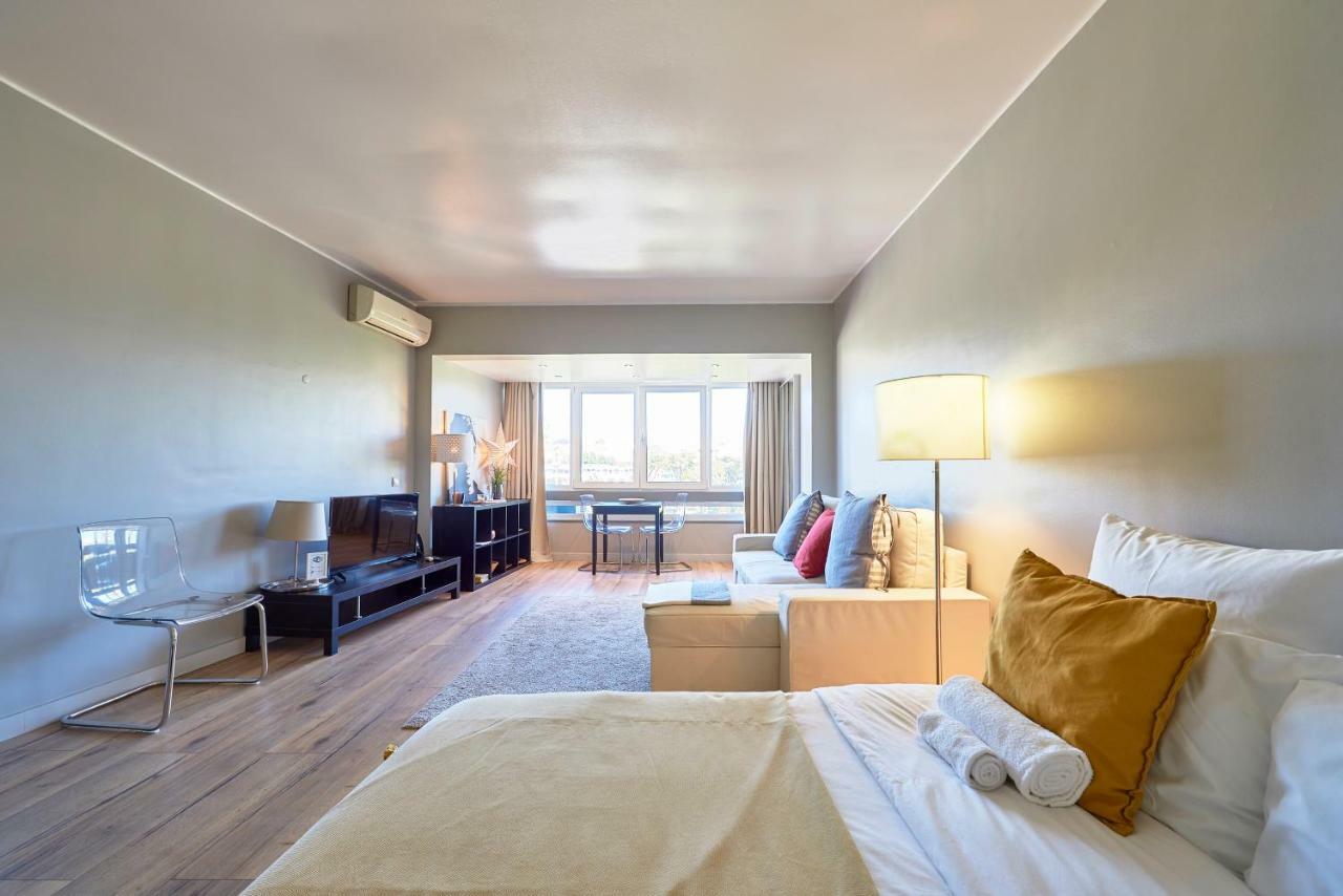 Beachfront Cascais,Estoril Apartment Екстериор снимка