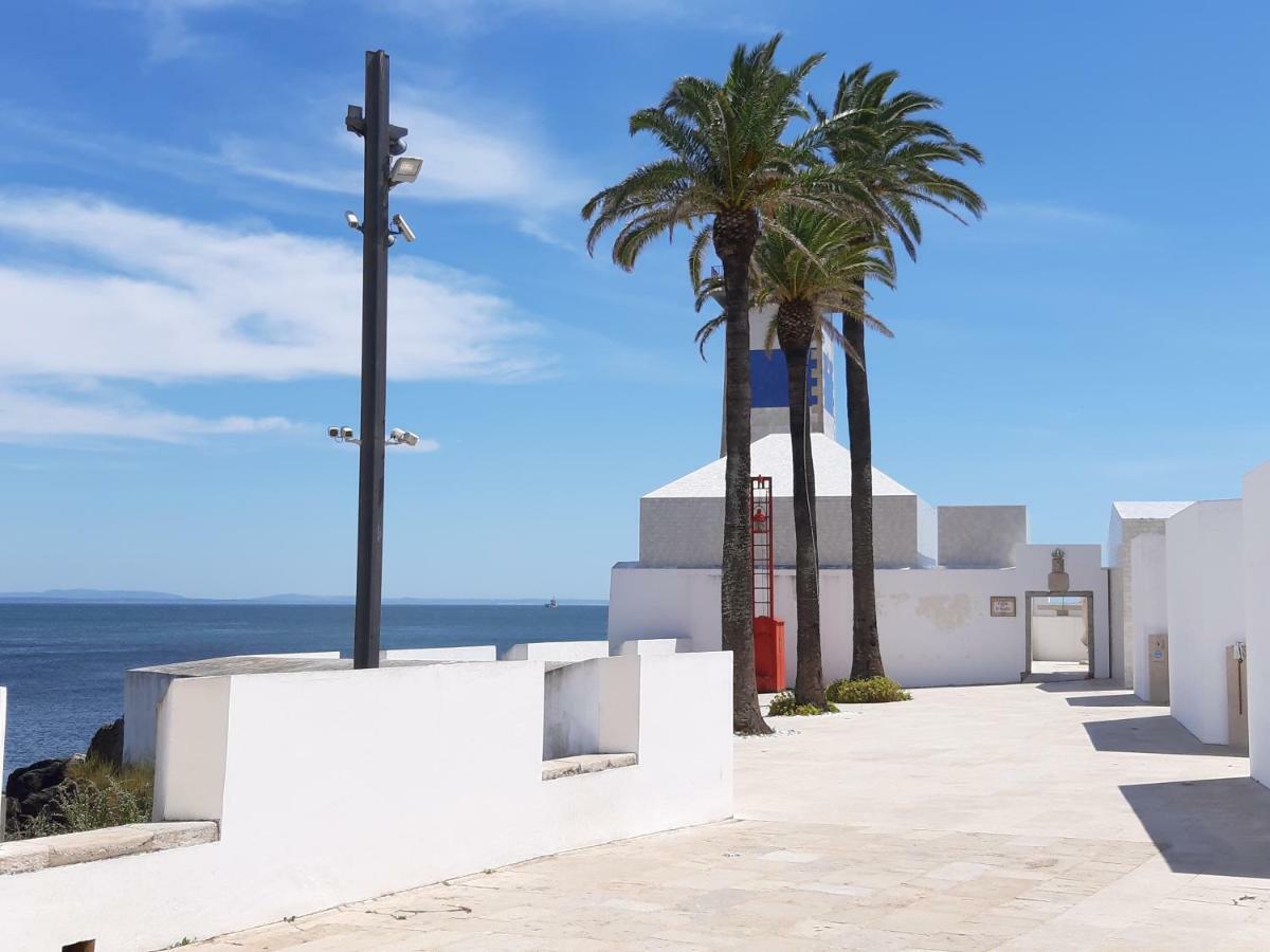 Beachfront Cascais,Estoril Apartment Екстериор снимка